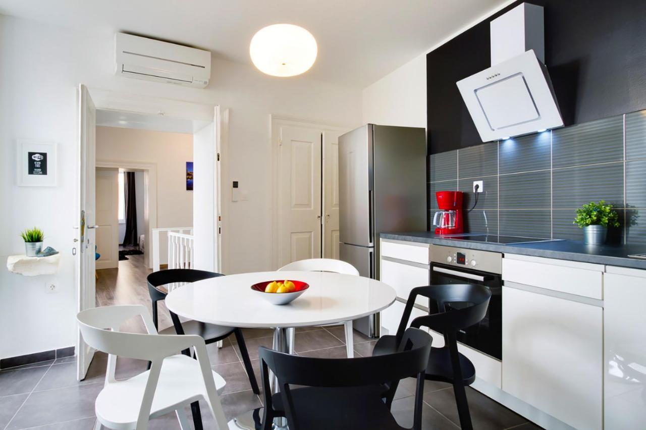 Apartamento Divinity'S - Old Town Center Zadar Exterior foto